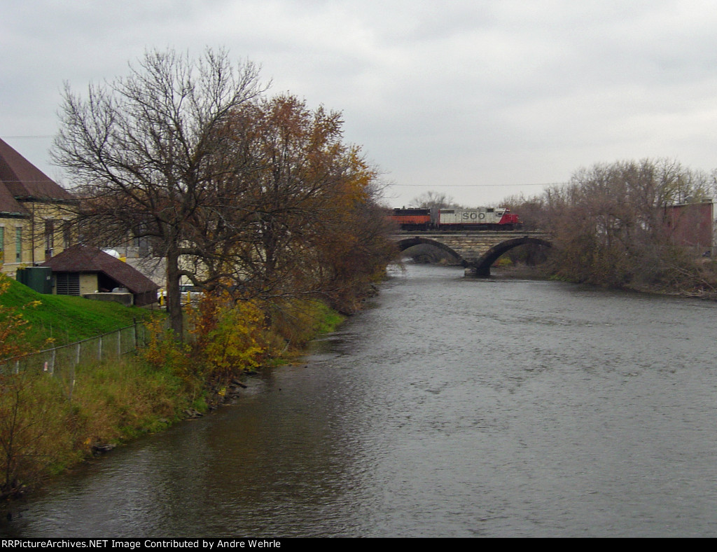 Local G67 crossing the Rock River